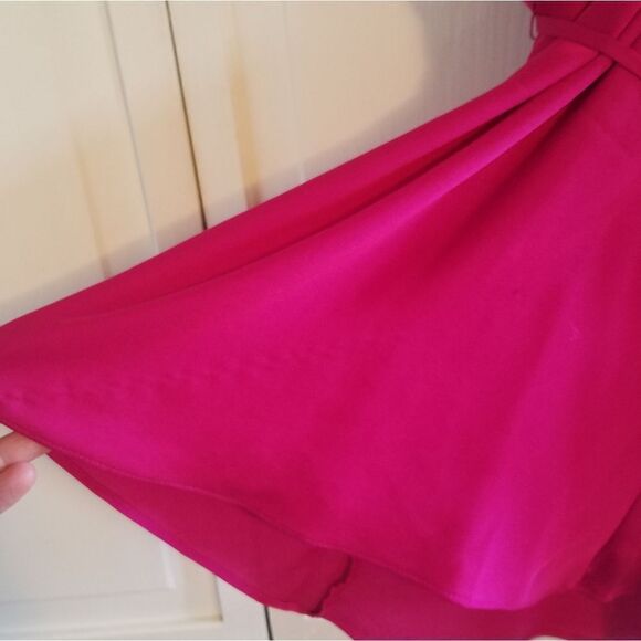 💕3 for $15💕 Forever 21 Hot Pink Ruffle Top - Picture 8 of 8
